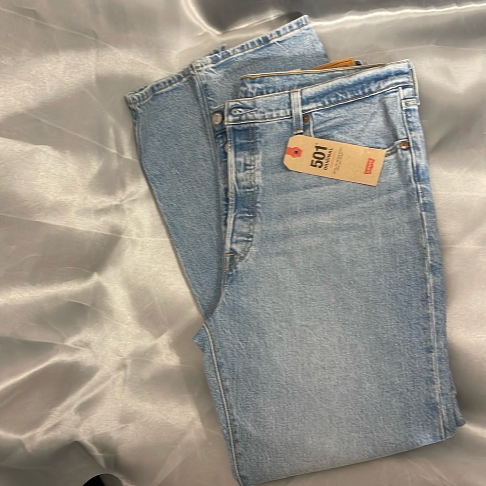 NWT Women’s 501 Levi’s